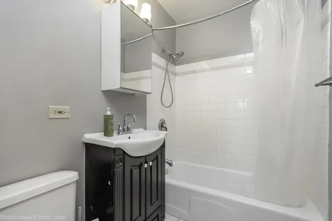 4939 South Dorchester Avenue Chicago IL 60615