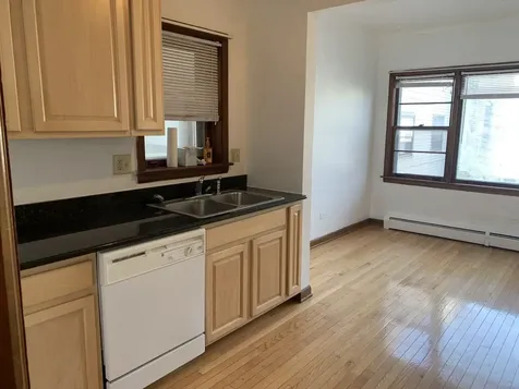 4208 North Leavitt Street Chicago IL 60618