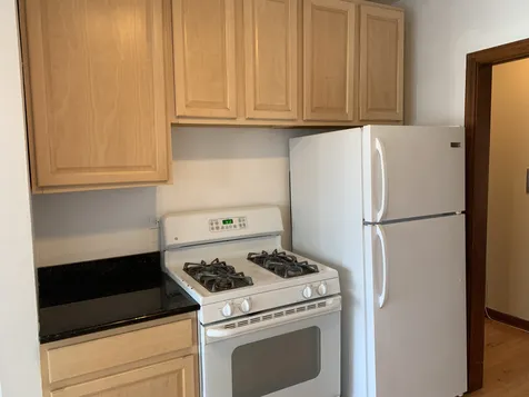 4208 North Leavitt Street Chicago IL 60618