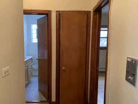 4208 North Leavitt Street Chicago IL 60618