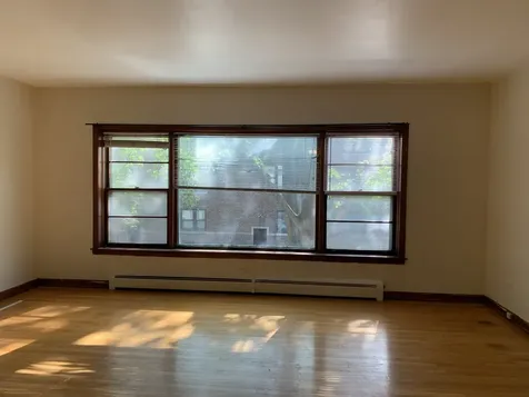 4208 North Leavitt Street Chicago IL 60618