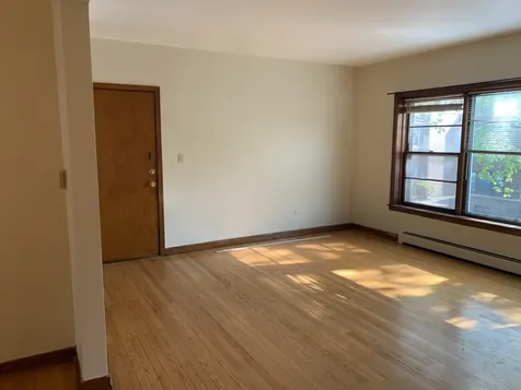 4208 North Leavitt Street Chicago IL 60618