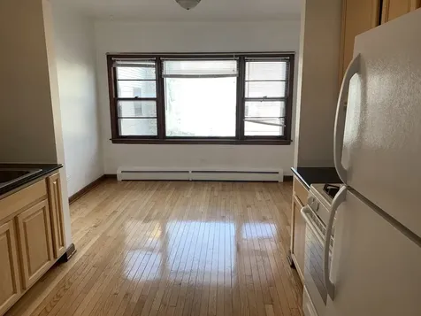 4208 North Leavitt Street Chicago IL 60618