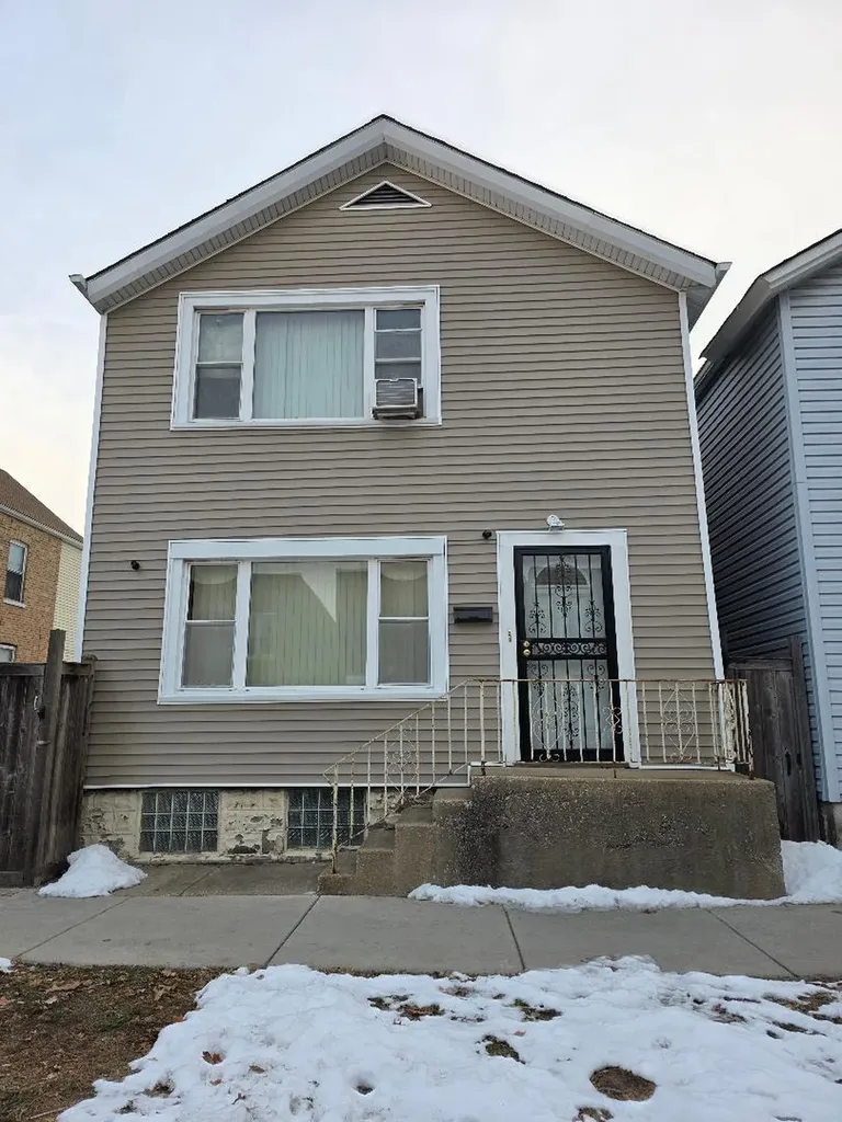 1712 West 33rd Place Chicago IL 60608
