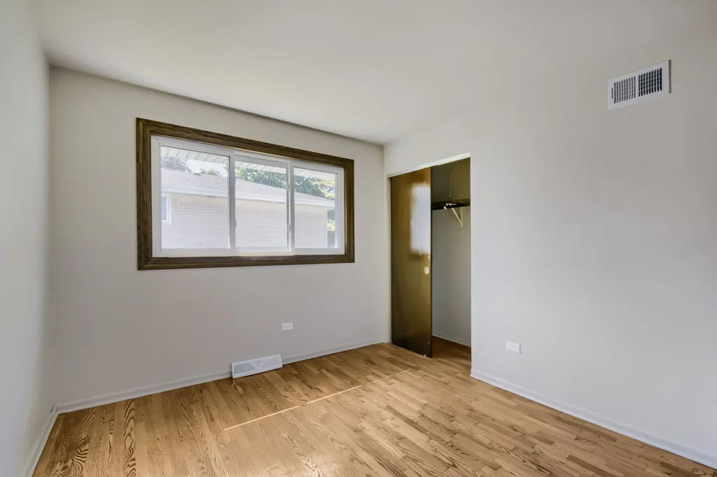 8514 Fir Street Orland Park IL 60462