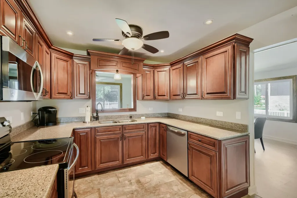 8514 Fir Street Orland Park IL 60462