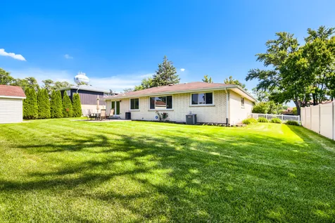 8514 Fir Street Orland Park IL 60462