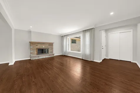 1716 Idlewild Lane Homewood IL 60430