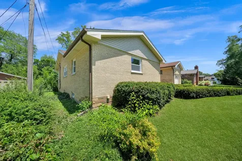 1716 Idlewild Lane Homewood IL 60430
