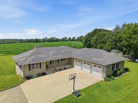 19481 Blue Goose Road Morrison IL 61270