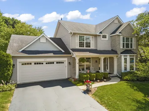 571 Lakeview Drive Oswego IL 60543