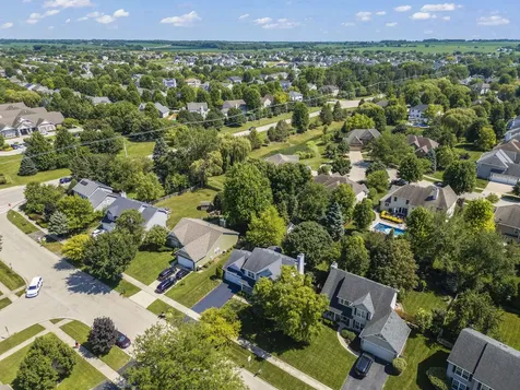 571 Lakeview Drive Oswego IL 60543