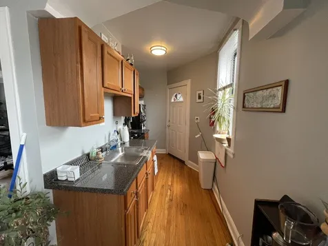 1614 North Harding Avenue Chicago IL 60647