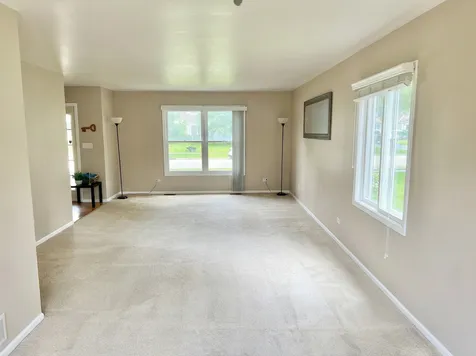 1436 Bridgedale Road Crystal Lake IL 60014
