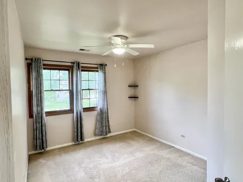 1436 Bridgedale Road Crystal Lake IL 60014