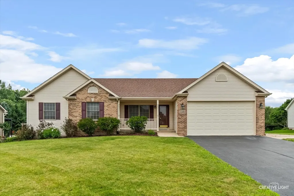 1403 Prairie Wind Drive Sandwich IL 60548