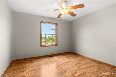 1403 Prairie Wind Drive Sandwich IL 60548