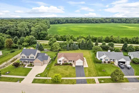 1403 Prairie Wind Drive Sandwich IL 60548