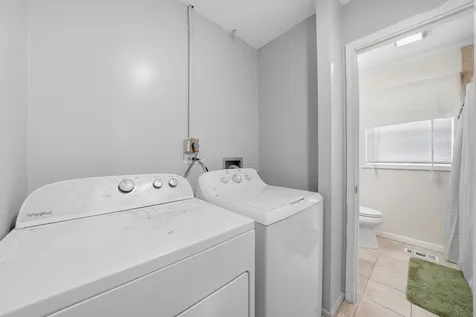 206 Judy Lane Streamwood IL 60107
