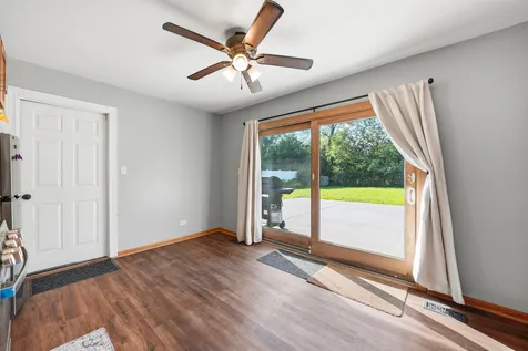 206 Judy Lane Streamwood IL 60107