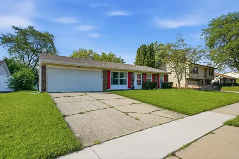 206 Judy Lane Streamwood IL 60107