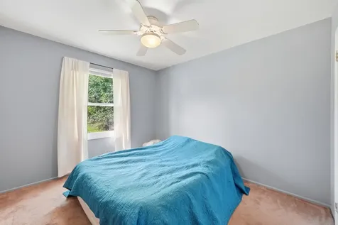 206 Judy Lane Streamwood IL 60107