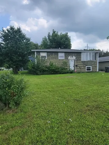 190 Boulder Hill Pass Montgomery IL 60538