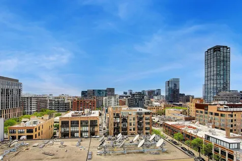 737 West Washington Boulevard Chicago IL 60661