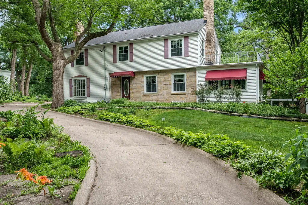 3025 East State Street Rockford IL 61108