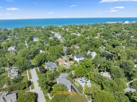 320 Melrose Avenue Kenilworth IL 60043