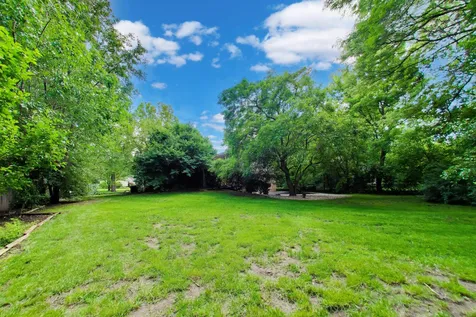 3214 River Falls Drive Northbrook IL 60062