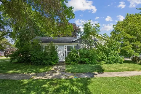 600 3RD Street Harvard IL 60033