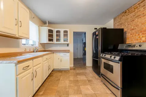 2934 186TH Street Lansing IL 60438