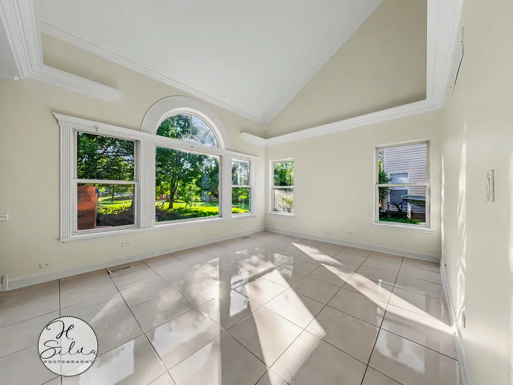 5532 Chantilly Circle Lake In The Hills IL 60156