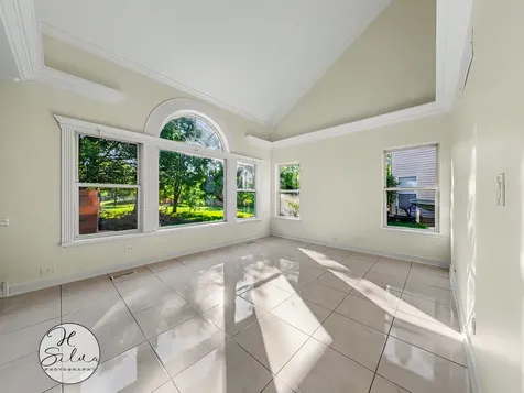 5532 Chantilly Circle Lake In The Hills IL 60156