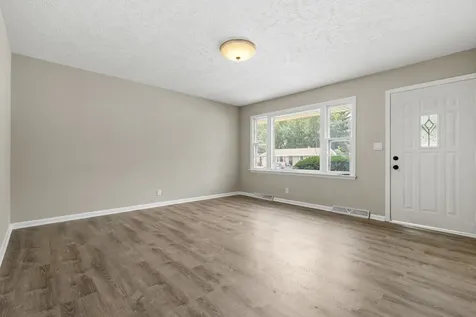 2221 Evans Avenue Loves Park IL 61111