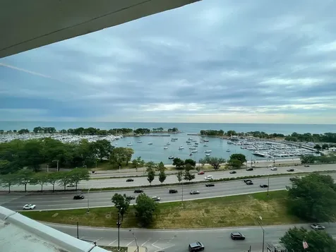 3200 North Lake Shore Drive Chicago IL 60657