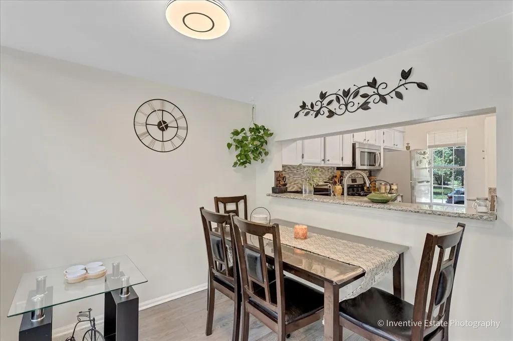 333 Shadybrook Lane Aurora IL 60504