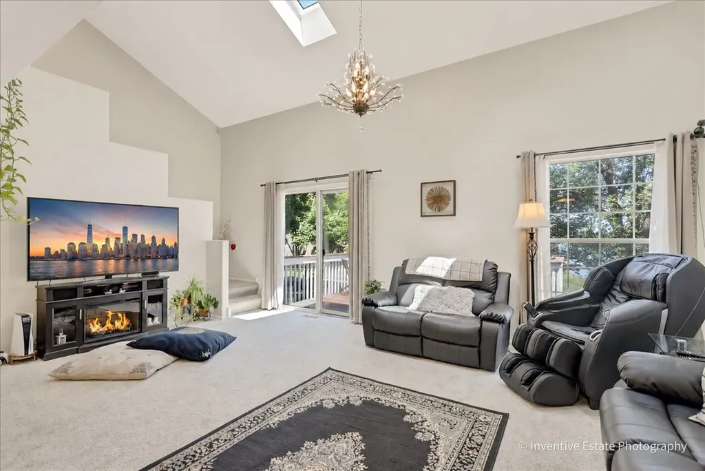 333 Shadybrook Lane Aurora IL 60504
