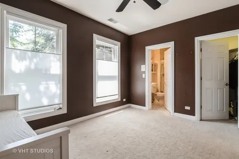 1867 Admiral Court Glenview IL 60026