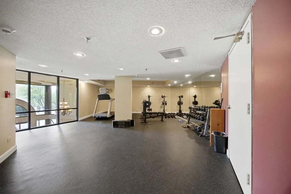 470 Fawell Boulevard Glen Ellyn IL 60137