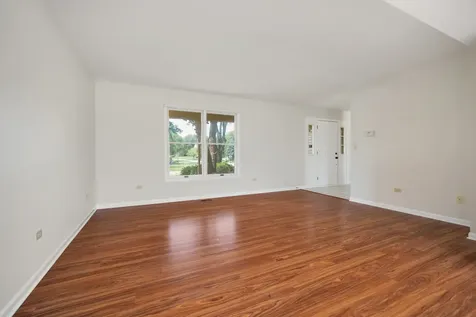 727 Jamestowne Road Sleepy Hollow IL 60118
