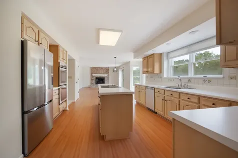 727 Jamestowne Road Sleepy Hollow IL 60118
