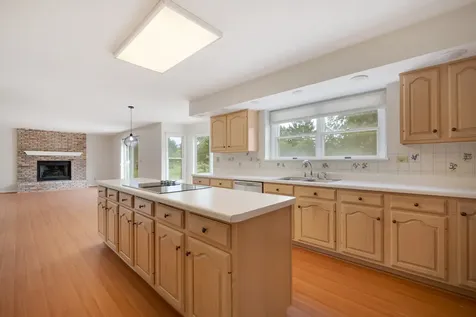 727 Jamestowne Road Sleepy Hollow IL 60118