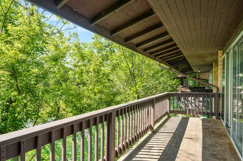 5536 East Lake Drive Lisle IL 60532