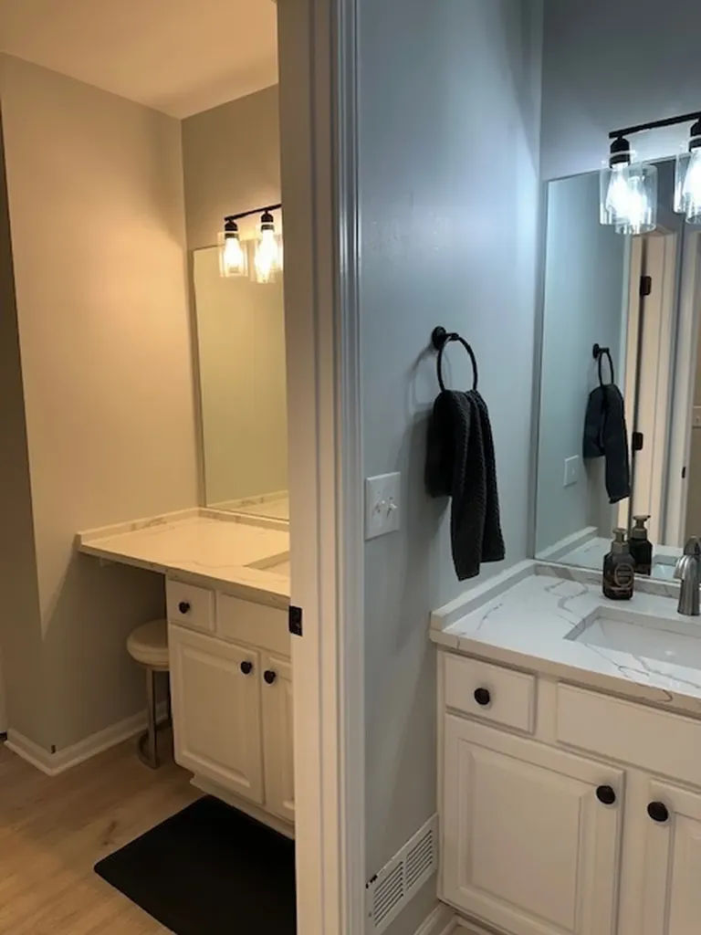 152 Village Creek Drive Lake In The Hills IL 60156