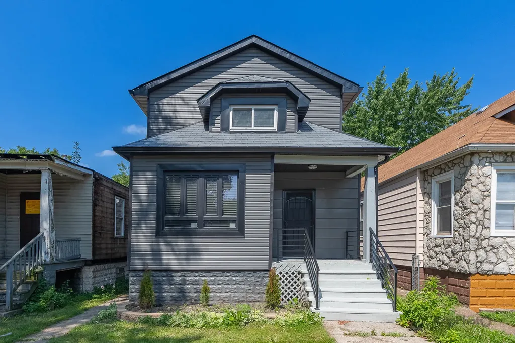 5922 South Bishop Street Chicago IL 60636