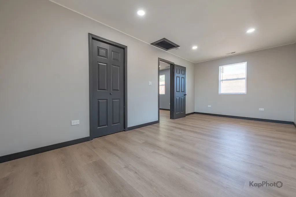 5922 South Bishop Street Chicago IL 60636