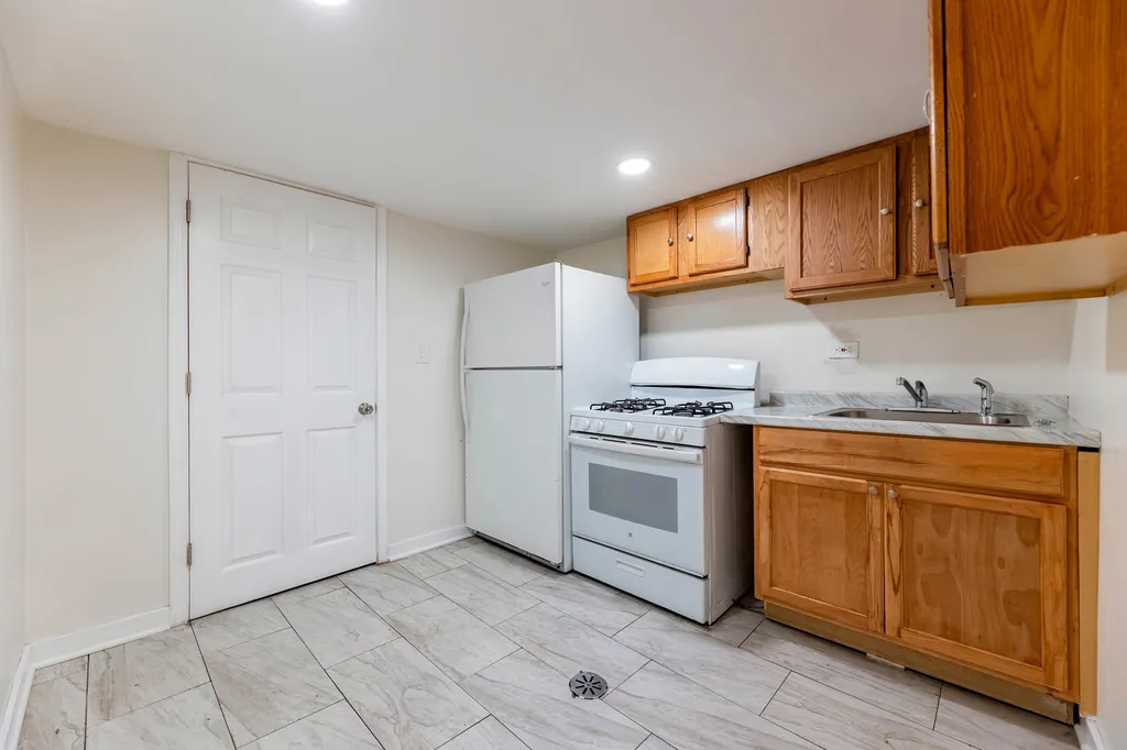 4747 West Monroe Street Chicago IL 60644