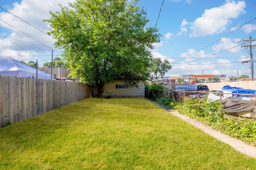 4747 West Monroe Street Chicago IL 60644